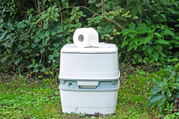 Best Porta potty delivery and setup  in Park Hills, MO